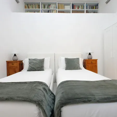 Treasurerome Grand Boheme Family *