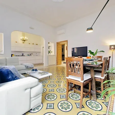 Treasurerome Grand Boheme Family Apartment *