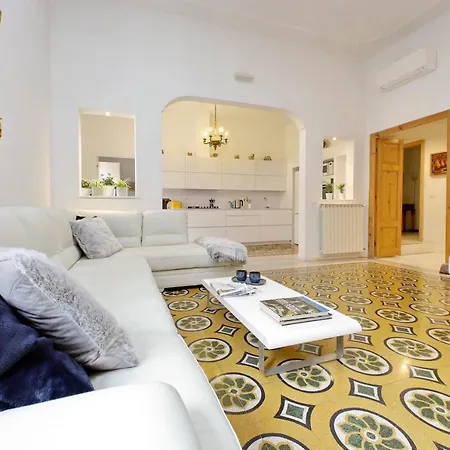Treasurerome Grand Boheme Family Apartment Rome