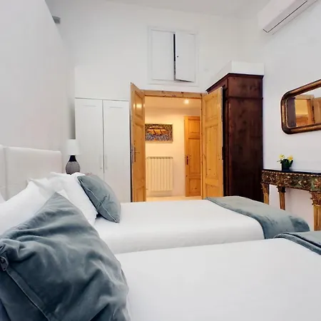 Treasurerome Grand Boheme Family Apartment Rome
